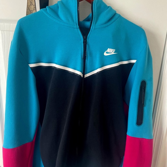 Men's Sweatsuit - Picture 1 of 7